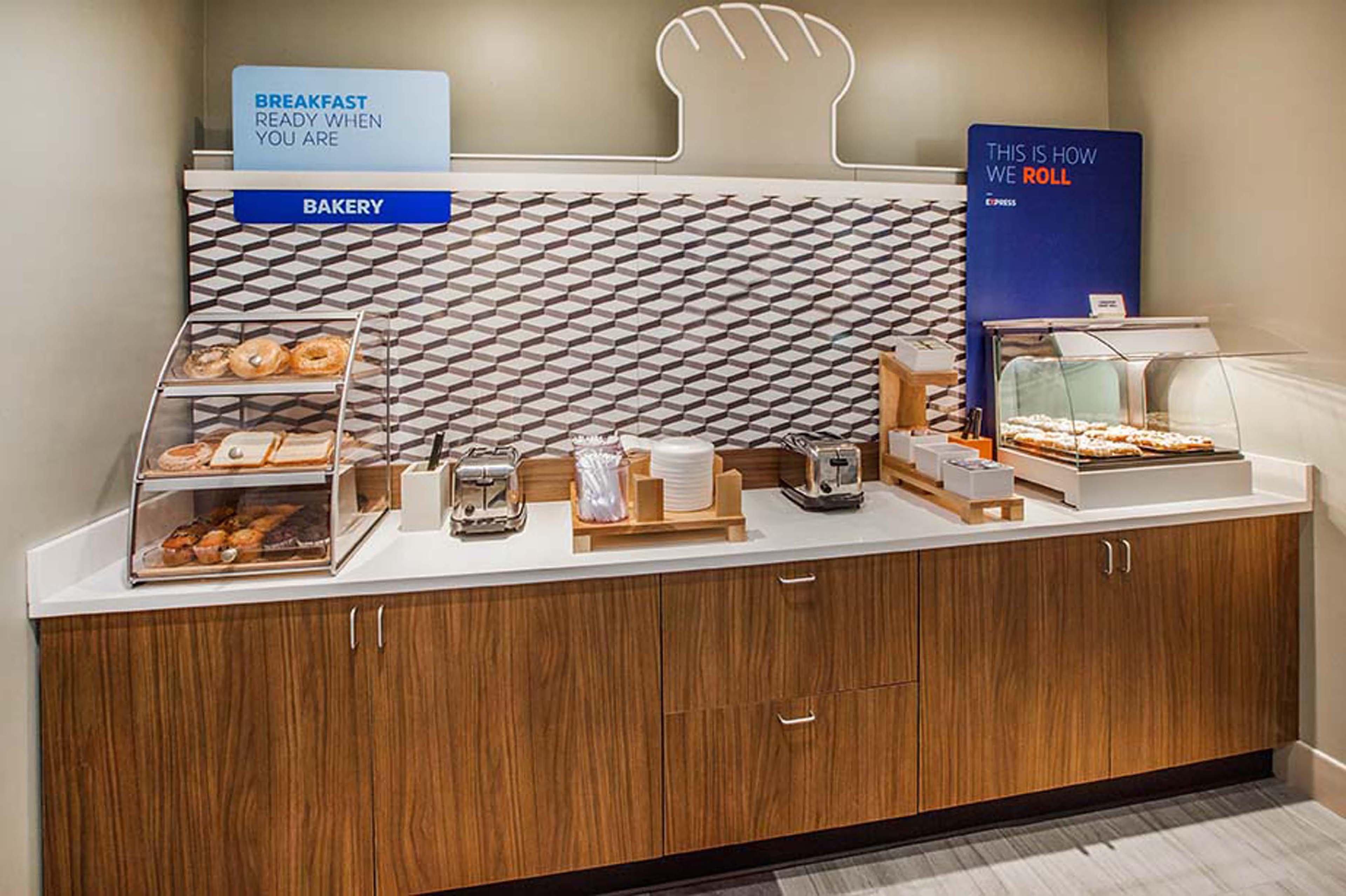 Holiday Inn Express Hotel & Suites Bay City By Ihg Eksteriør bilde