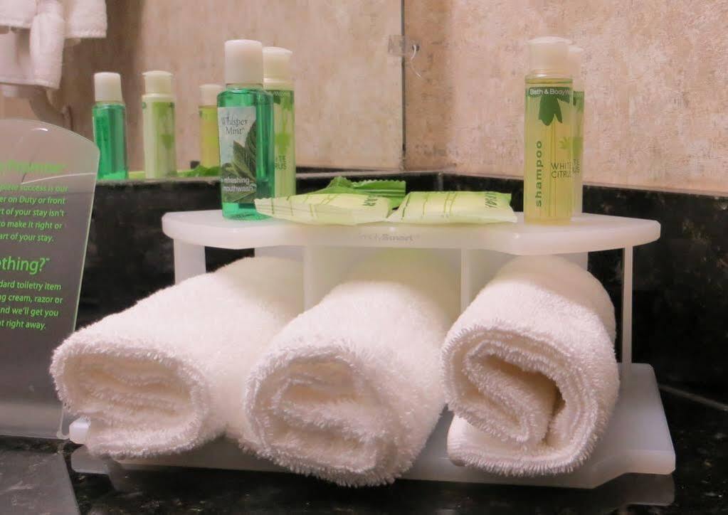 Holiday Inn Express Hotel & Suites Bay City By Ihg Eksteriør bilde