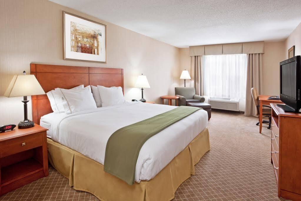 Holiday Inn Express Hotel & Suites Bay City By Ihg Eksteriør bilde